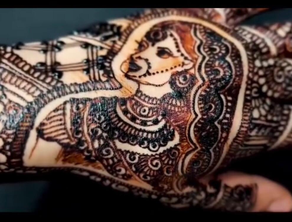 Custom Henna Portraits Calgary